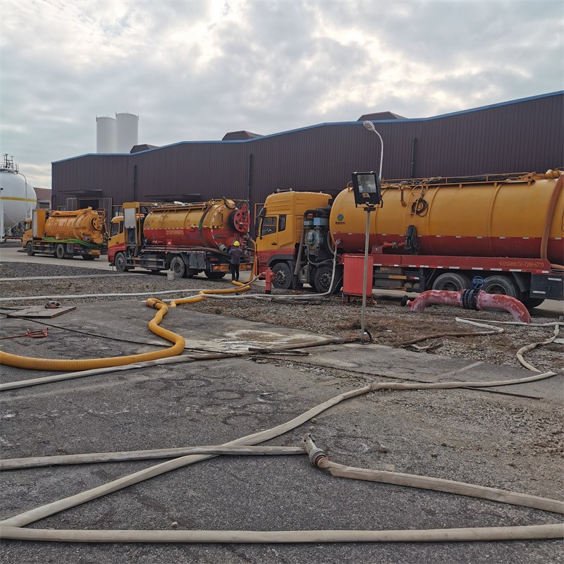 乌拉特后污水池清理